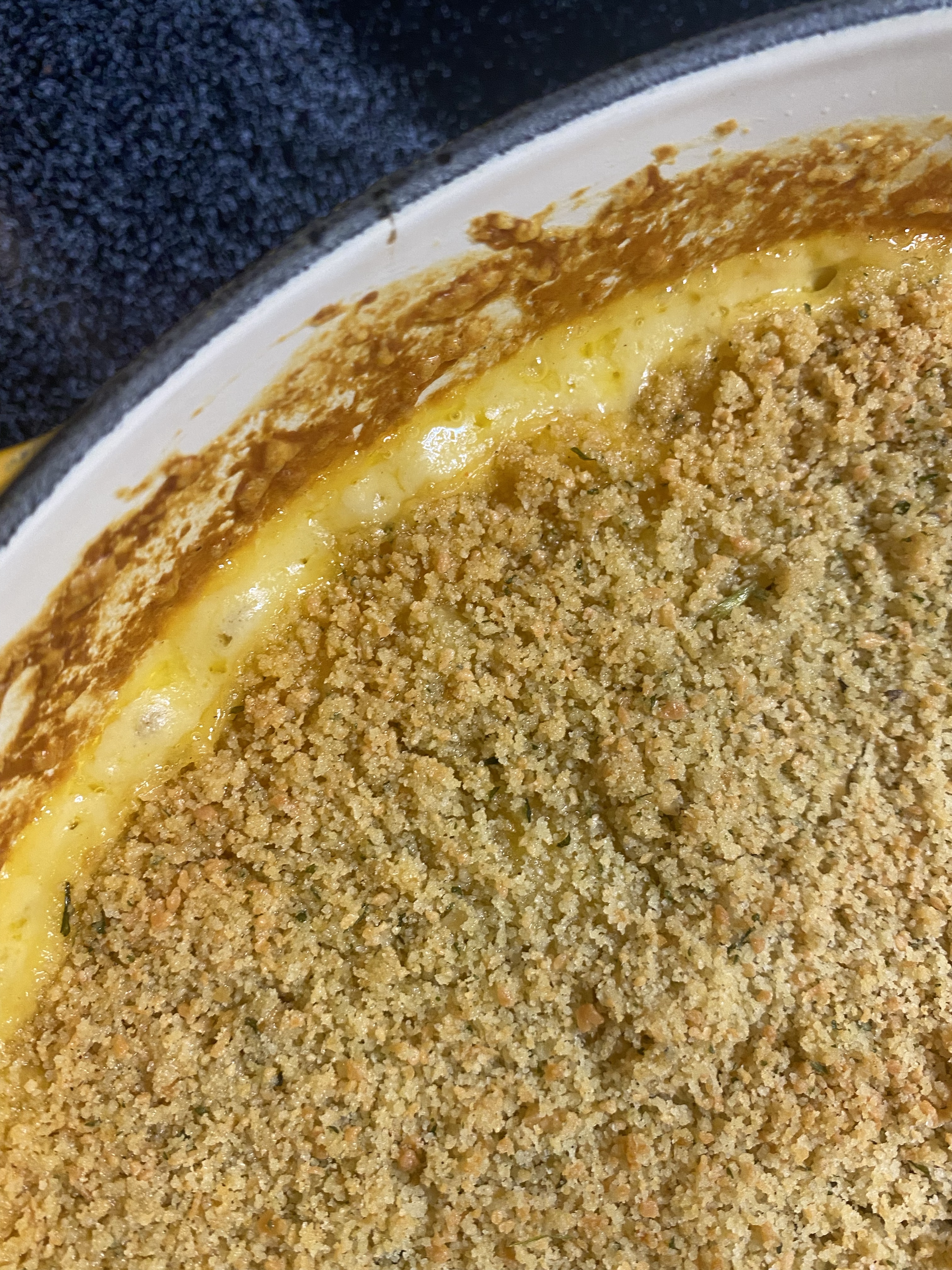 Bubbling hot mac 'n cheese