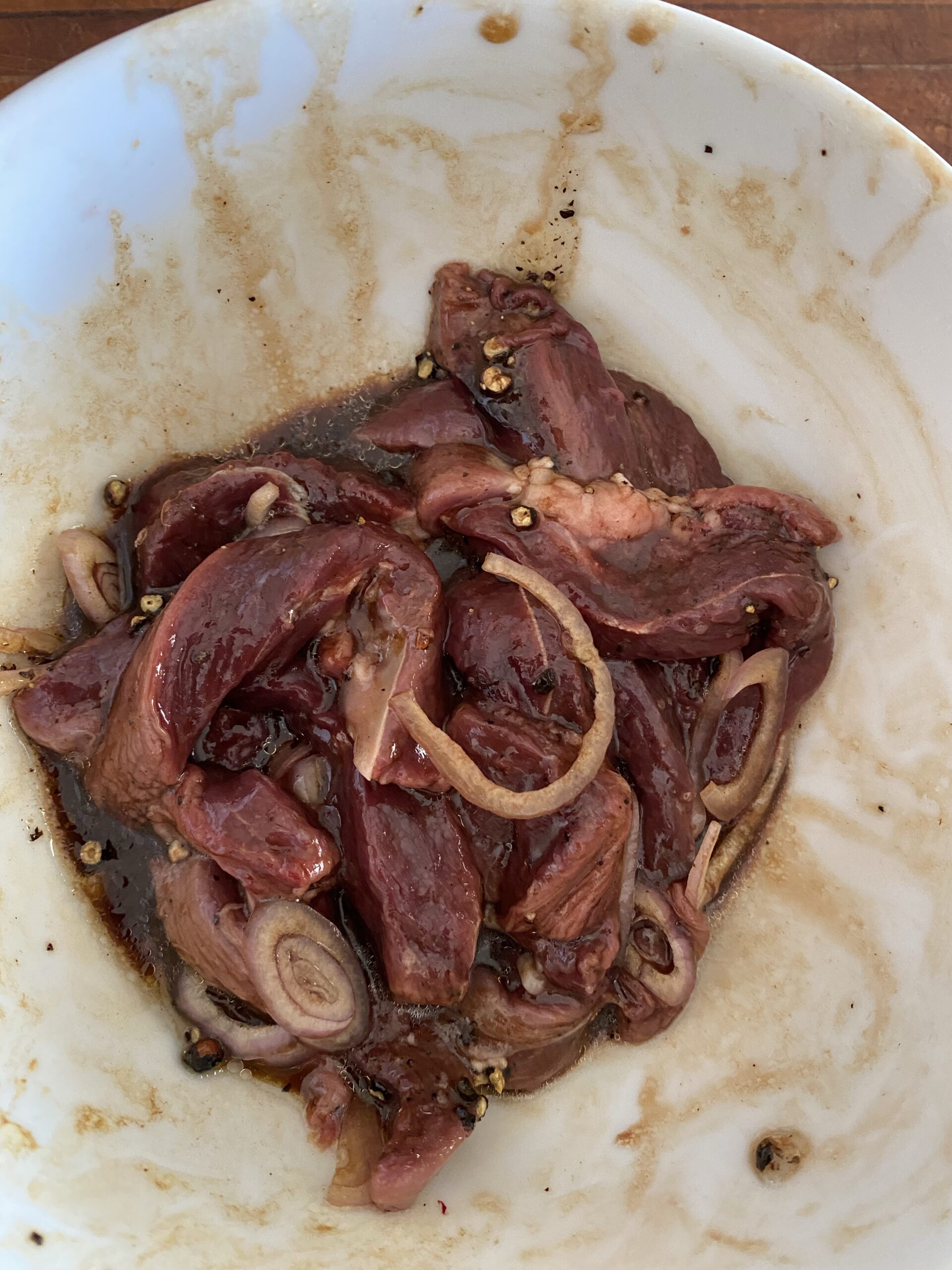 Marinating goose with shallots