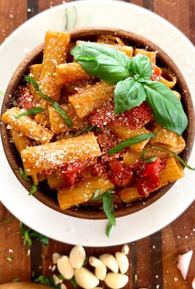 rustic tomato basil rigatoni