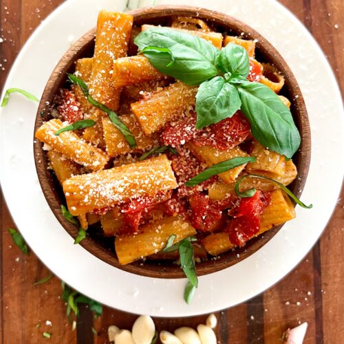 rustic tomato basil rigatoni