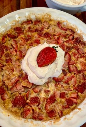 strawberries and cream steel cut oats