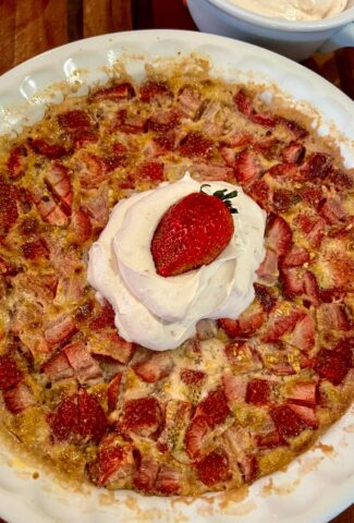 strawberries and cream steel cut oats